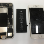 iPhone8の画面とバッテリー同時交換いたします！スマップル香川高松店は40分程度で修理が可能です！